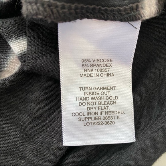 a.n.a. Women’s V-Neck Black & White Tie Dye Stripes Maxi Dress Size Small - Picture 5 of 10